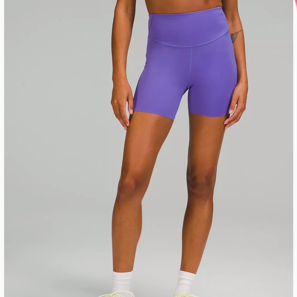 Lululemon NWT Base Pace HR 6in Short Size 8 in Charred Indigo